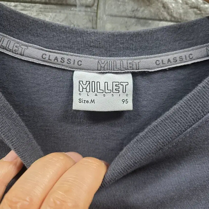 [BUNJANG] Millet Steady Eight T-Shirt Grey Size 95 / 밀레 스테디에잇 반팔 티셔츠 그레이 사이즈 95