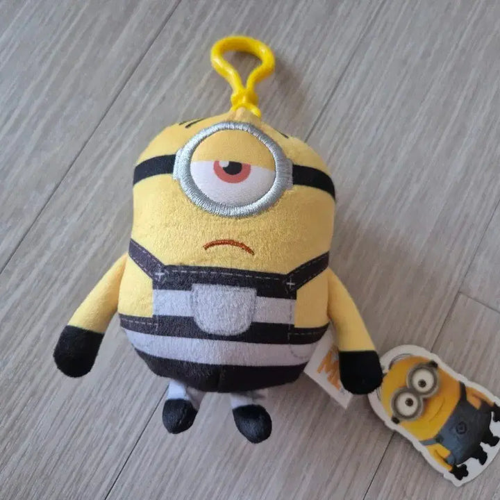 [BUNJANG] Despicable Me Minions Prisoner Plush Keychain New / 슈퍼배드 미니언즈 죄수 봉제인형 키링 새상품