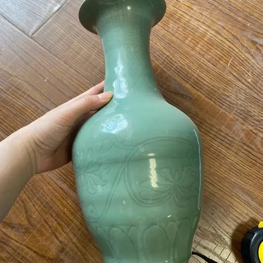 [BUNJANG] Authentic Longquan Celadon Vase, Early Qing Dynasty / 진품 청나라초기 용천요(운송시간13일)