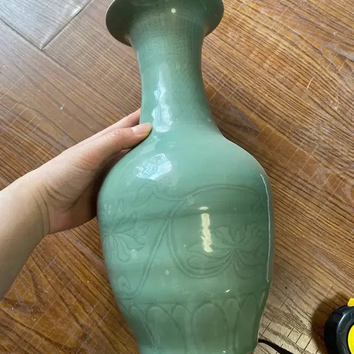 [BUNJANG] Authentic Longquan Celadon Vase, Early Qing Dynasty / 진품 청나라초기 용천요(운송시간13일)