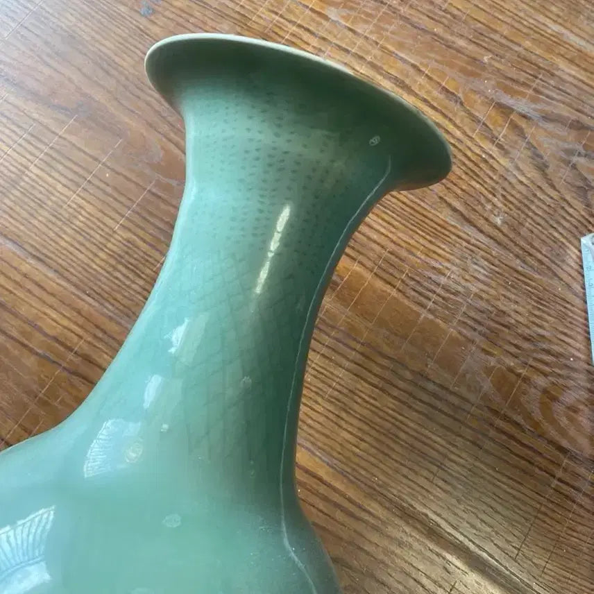 [BUNJANG] Authentic Longquan Celadon Vase, Early Qing Dynasty / 진품 청나라초기 용천요(운송시간13일)