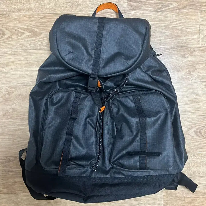 [BUNJANG] RAWROW Weekend Rucksack Black / 로우로우 위켄드 럭색 블랙