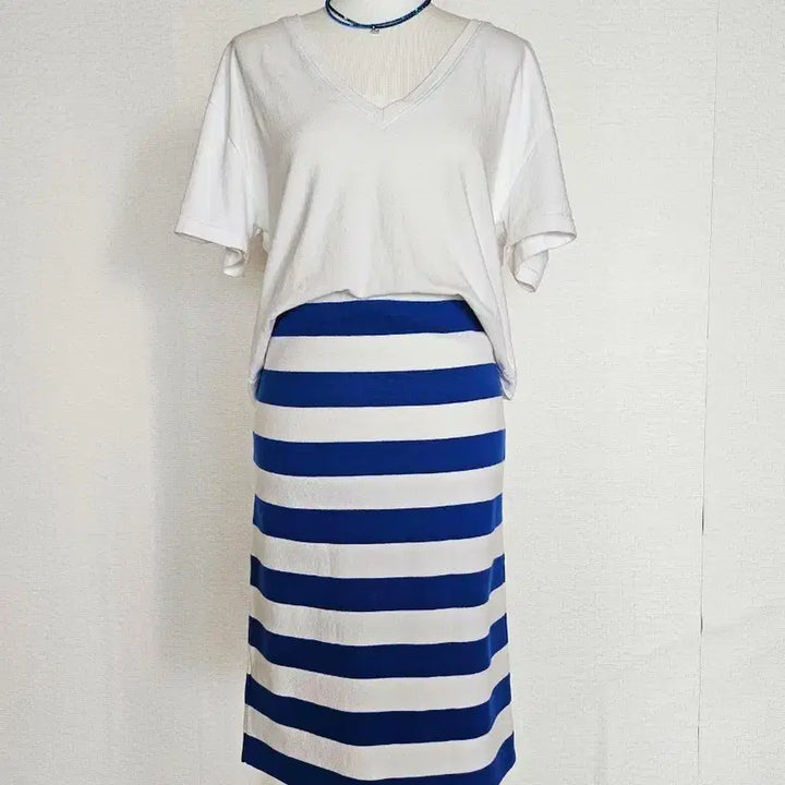 [BUNJANG] LAUREN Blue Stripe Midi Skirt / LAUREN 블루 스트라이프 스커트