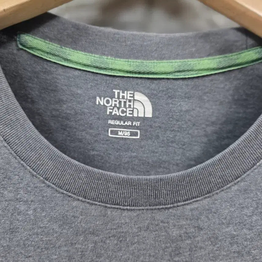 [BUNJANG] The North Face Pocket T-Shirt Grey Size 95 / 노스페이스 포켓 반팔 티셔츠 그레이  사이즈 95 남 여공용