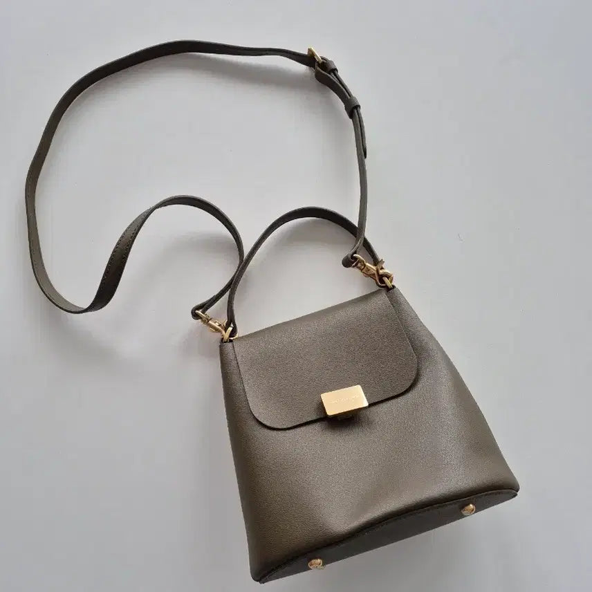 [BUNJANG] Shoulder Bag / Tote Bag Khaki Brown / 숄더백 / 토트백 카키색 가방