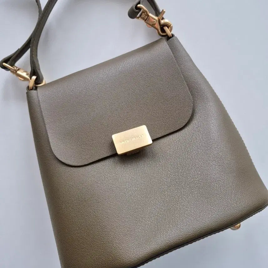 [BUNJANG] Shoulder Bag / Tote Bag Khaki Brown / 숄더백 / 토트백 카키색 가방