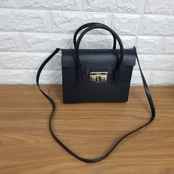 [BUNJANG] Furla Leather Tote Bag &amp; Crossbody Bag / FURLA 훌라 토트백 &amp; 크로스백