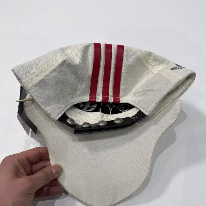 [BUNJANG] Adidas x Thug Club Sword Cap White Red / [Free] 아디다스X떠그 클럽 스워드 캡 흰빨