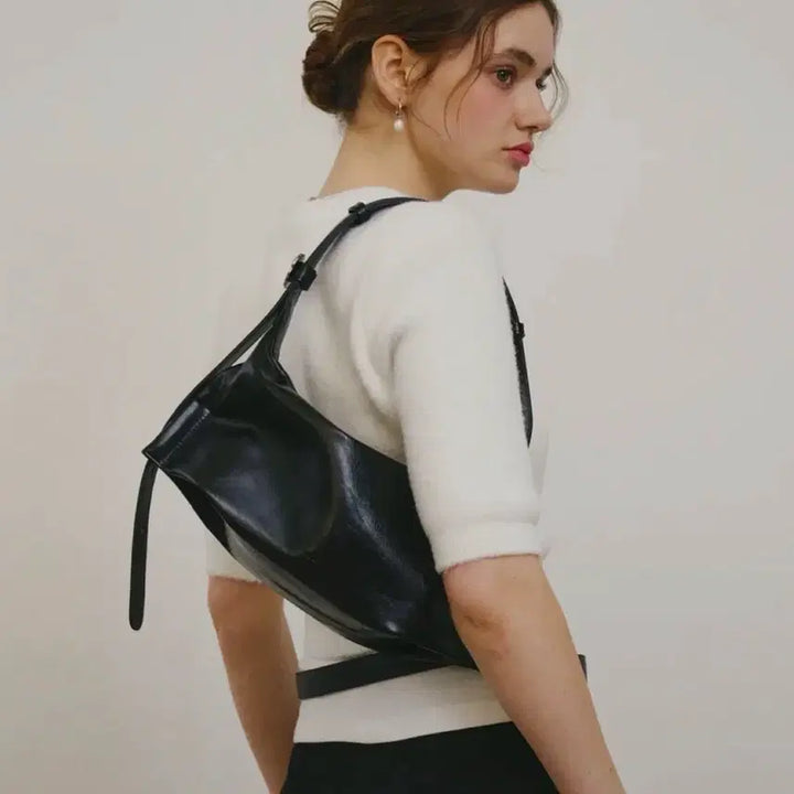 [BUNJANG] Moor Hobo Bag / 무르 호보백
