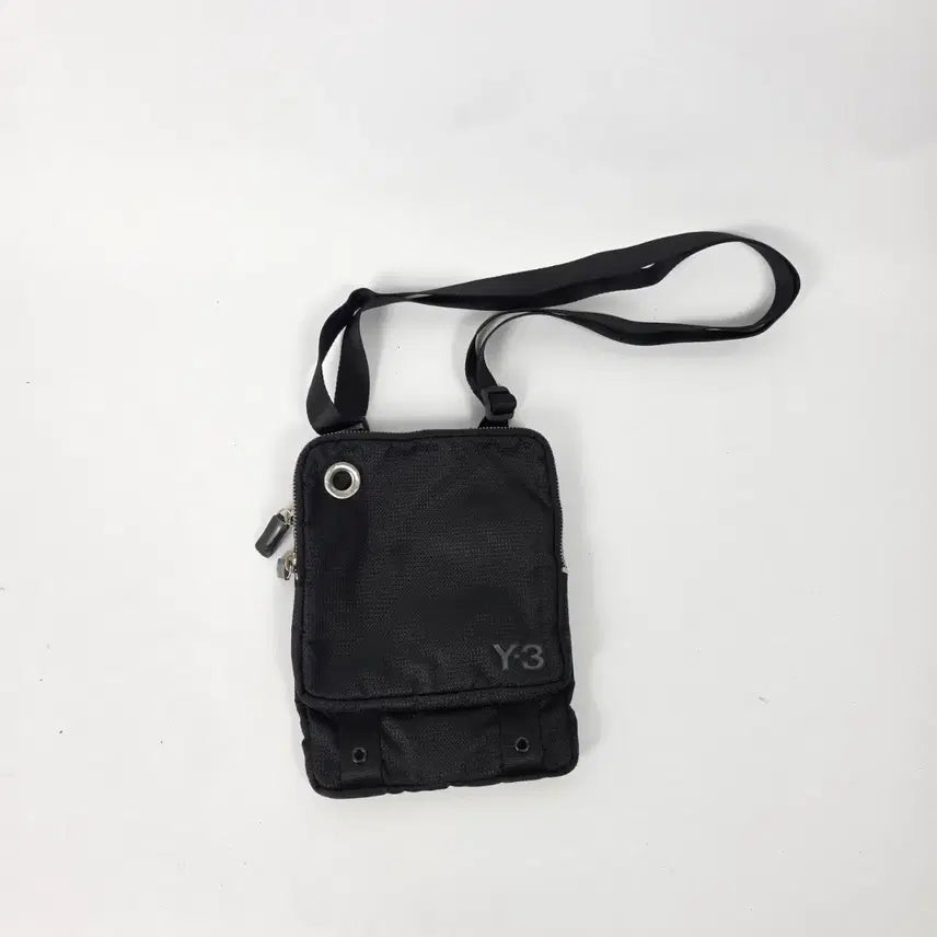 [BUNJANG] Y-3 Black Mini Square Crossbody Bag / Y-3 와이쓰리 블랙 미니 사각 크로스백 0511