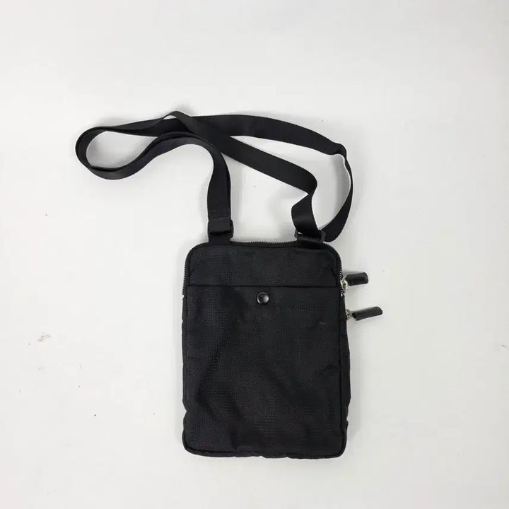 [BUNJANG] Y-3 Black Mini Square Crossbody Bag / Y-3 와이쓰리 블랙 미니 사각 크로스백 0511