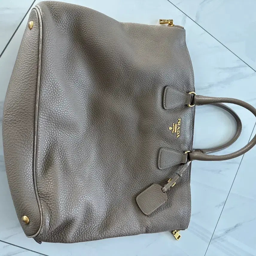 [BUNJANG] Prada Leather Tote Bag Grey / 프라다 가죽 토트백 그레이