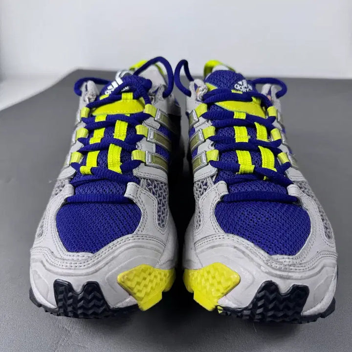 [BUNJANG] Adidas Responsive Sneakers Navy Yellow Silver / 아디다스 반응형 운동화 235