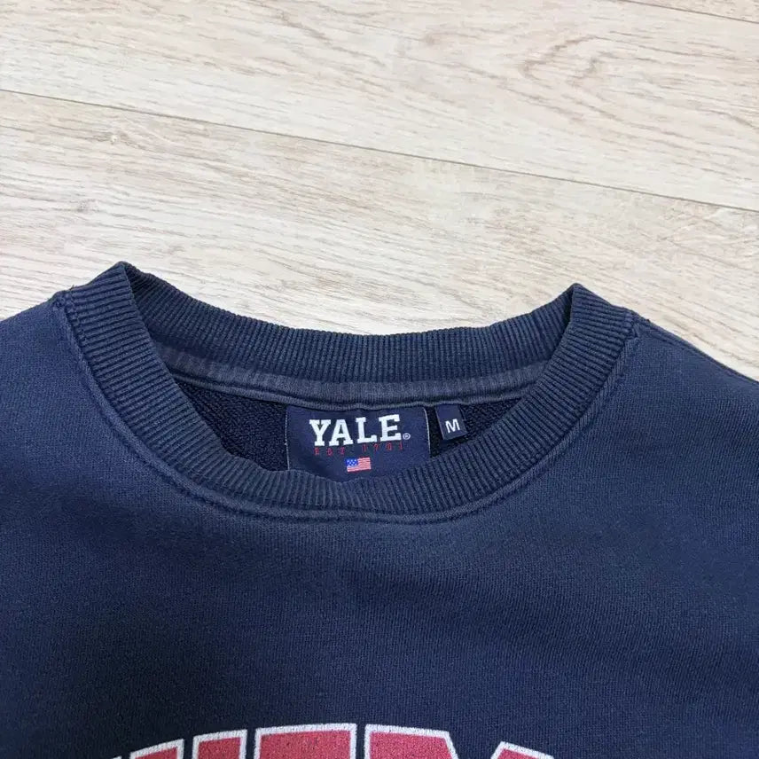 [BUNJANG] Yale Bulldog Sweatshirt Navy / (M) 예일 불독 맨투맨 네이비