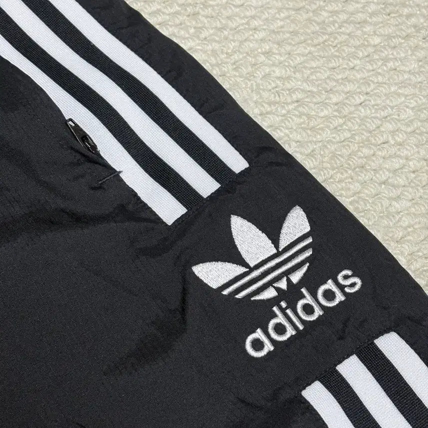 [BUNJANG] Adidas Originals Trefoil Track Pants / 정품 아디다스 오리지널 삼선 팬츠