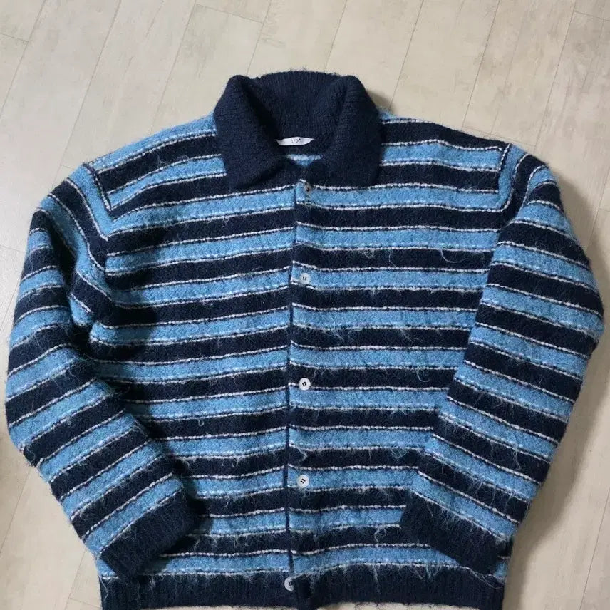 [BUNJANG] STU Stripe Hairy Cardigan M / stu 스트라이프 헤어리 가디건 M