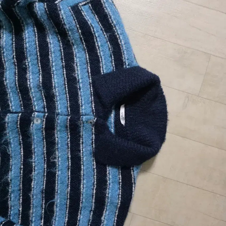 [BUNJANG] STU Stripe Hairy Cardigan M / stu 스트라이프 헤어리 가디건 M