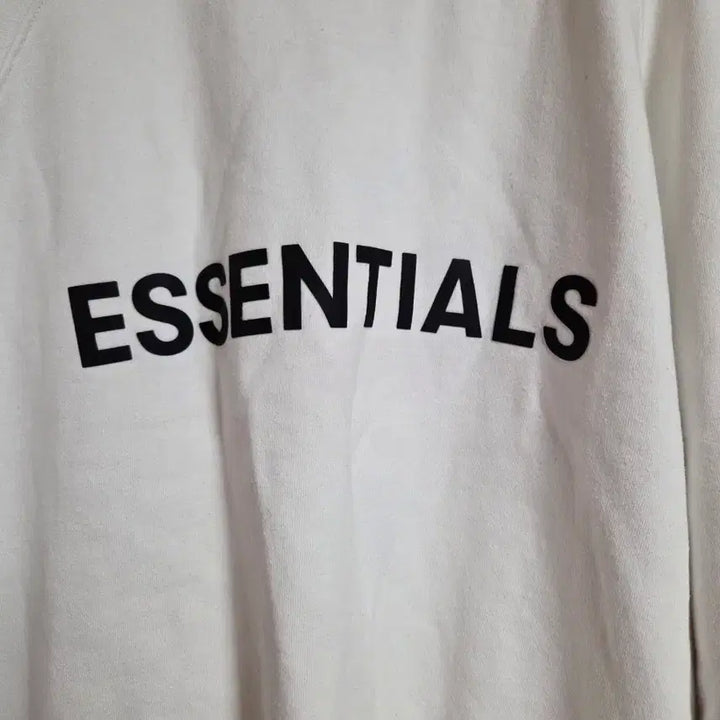 [BUNJANG] Fear of God Essentials White Sweatshirt / 에센셜 ESSENTIALS 화이트 맨투맨