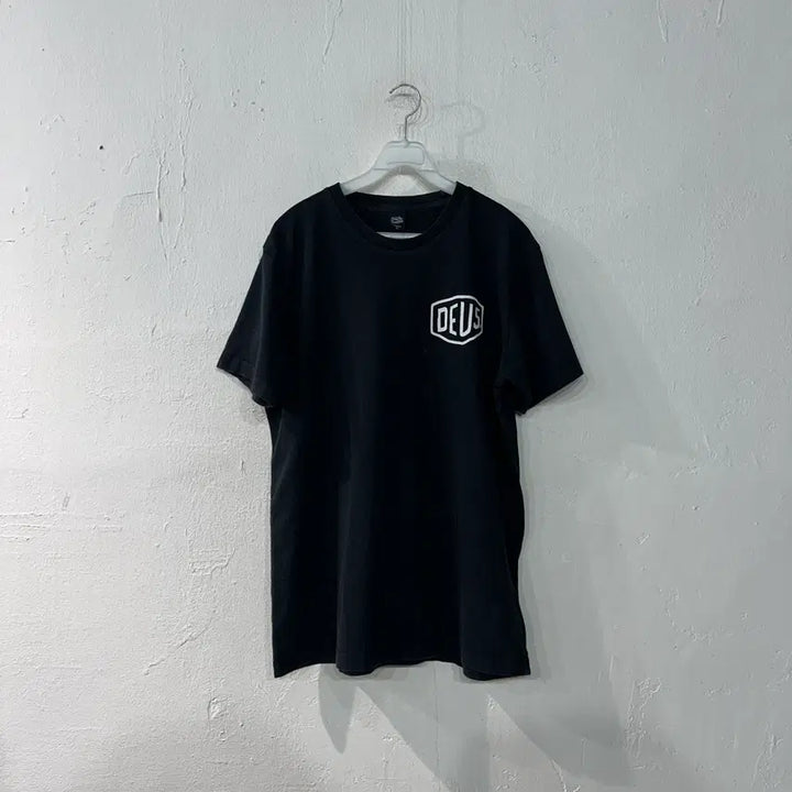 [BUNJANG] DEUS EX MACHINA Short Sleeve T-Shirt Size L / 데우스 반팔티 L