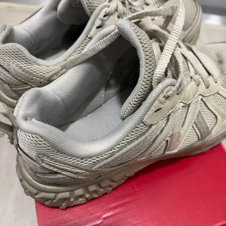 [BUNJANG] New Balance Sneakers Ivory / 뉴발란스 운동화 아이보리