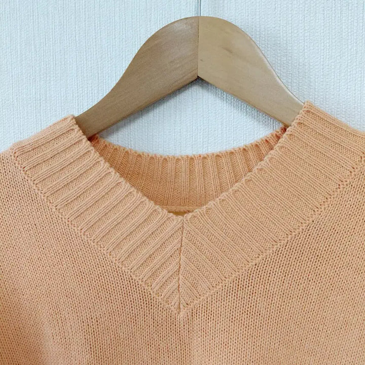 [BUNJANG] V-Neck Knit Sweater Orange Free Size / V넥 니트 스웨터 오렌지 색상