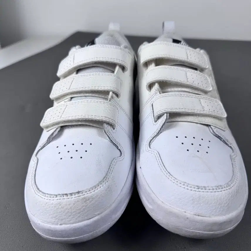 [BUNJANG] Nike Pico 5 Velcro Sneakers (245) / 나이키 피코 5 벨크로 운동화 245