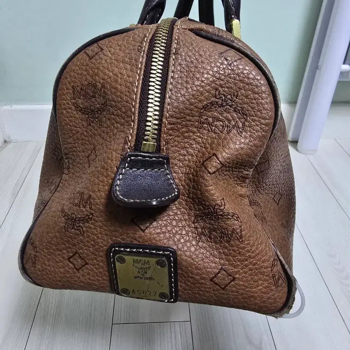 [BUNJANG] MCM Visetos Boston Bag / MCM  비세토스 보스턴백 정품 운포