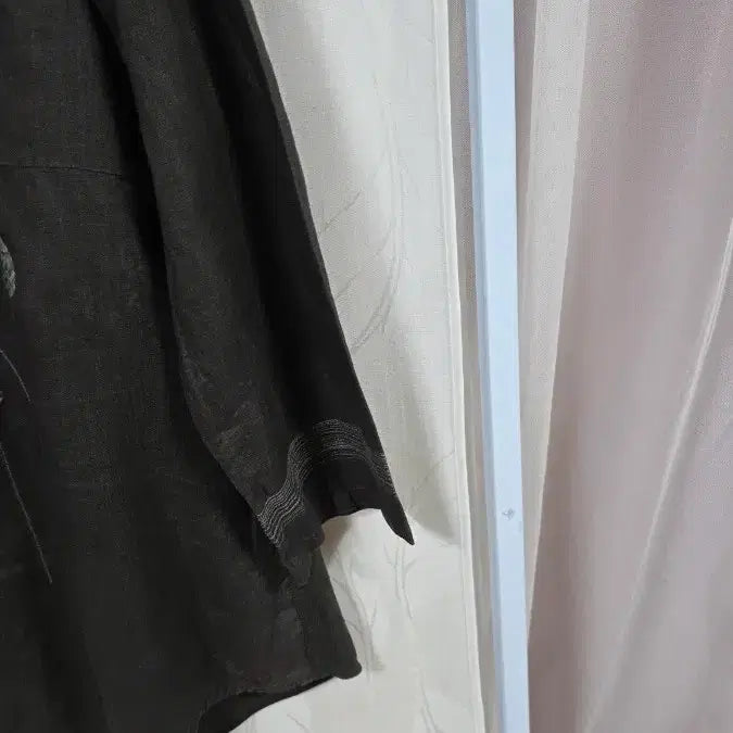 [BUNJANG] Esae Linen Blouse - Size 66 / 이새린넨블라우스(66)
