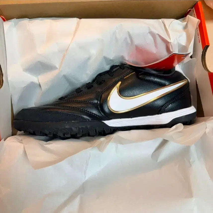 [BUNJANG] Nike Tiempo Ligera TF Black/Gold / 티엠포 리게라 TF 검골