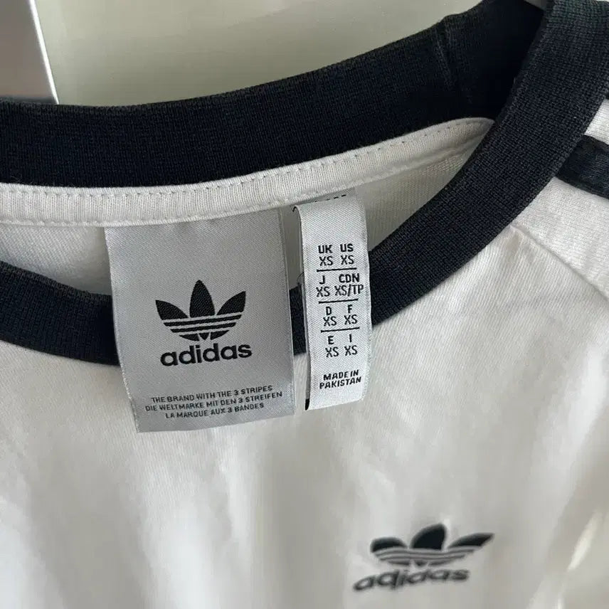 [BUNJANG] Adidas 3-Stripes Long Sleeve T-Shirt White / 아디다스 삼선 긴팔 티셔츠 화이트