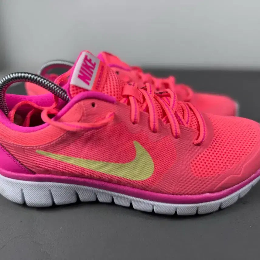 [BUNJANG] Nike Pink Running Shoes 230mm / 나이키 핑크 운동화 230mm