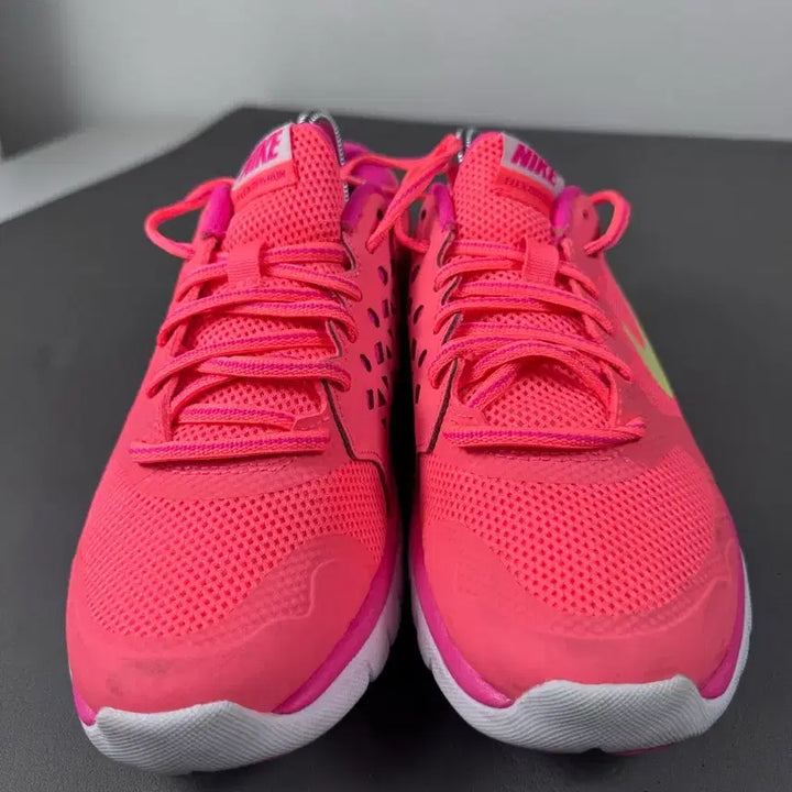 [BUNJANG] Nike Pink Running Shoes 230mm / 나이키 핑크 운동화 230mm