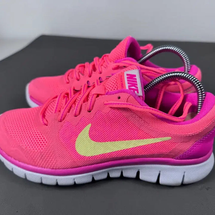 [BUNJANG] Nike Pink Running Shoes 230mm / 나이키 핑크 운동화 230mm