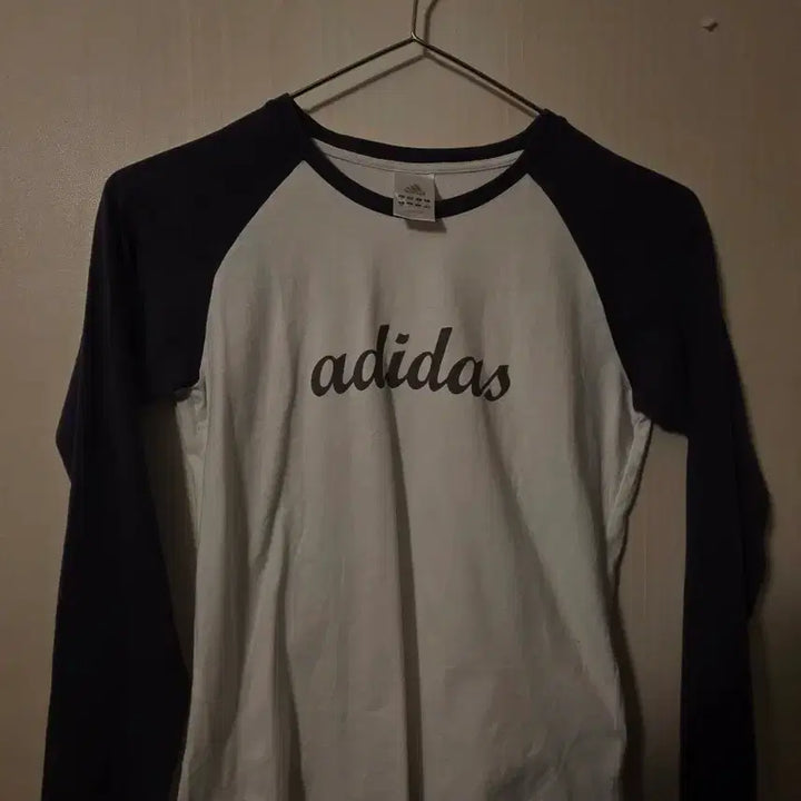 [BUNJANG] Adidas Long Sleeve T-Shirt / 아디다스 긴팔 티셔츠
