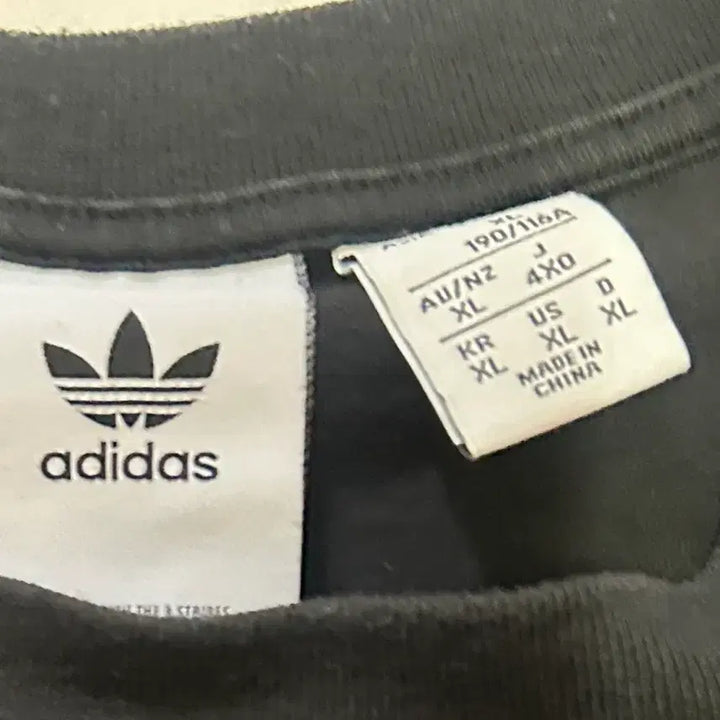 [BUNJANG] Adidas Black Three-Stripes Long Sleeve T-Shirt XL / 아디다스 블랙 삼선 긴팔티 XL .(159)