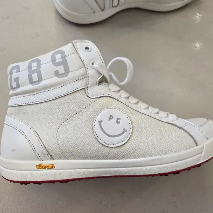 [BUNJANG] Parigates High-Top Spikeless Golf Shoes 245 / (245)파리게이츠  하이탑 스파이크리스 골프화
