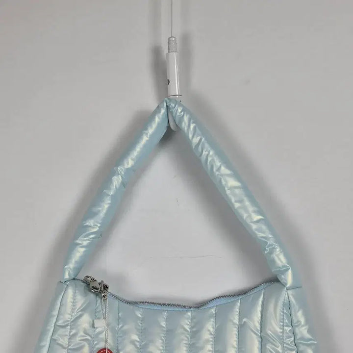 [BUNJANG] Hieari Padded Shoulder Bag Hobo Bag Blue / 새상품) 히에아리 패딩 유광 숄더백 호보백 블루 0511