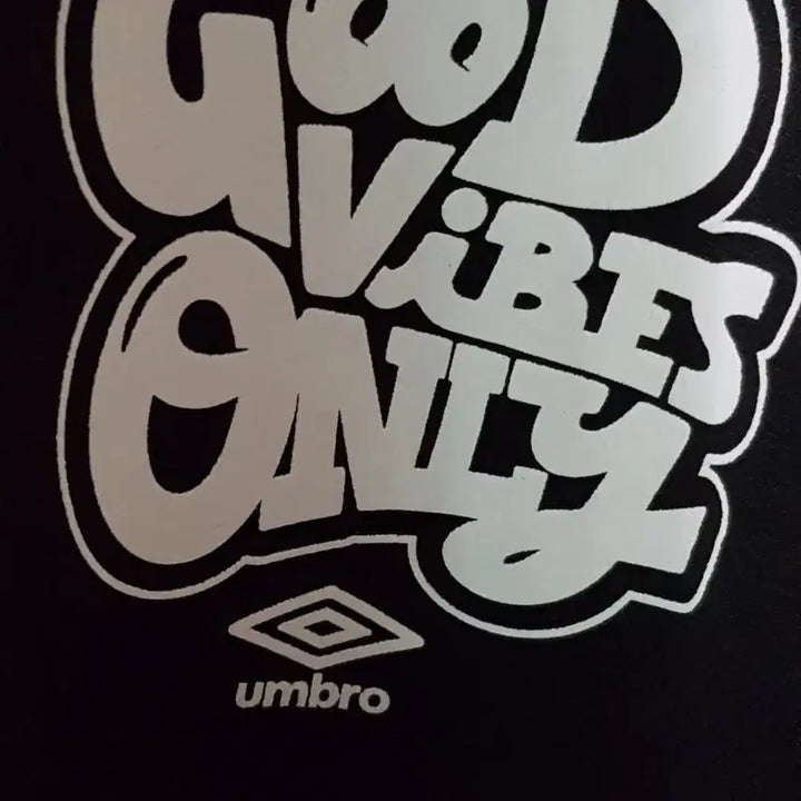 [BUNJANG] Umbro Black Sleeveless T-Shirt / 엄브로 검정색 나시 티셔츠