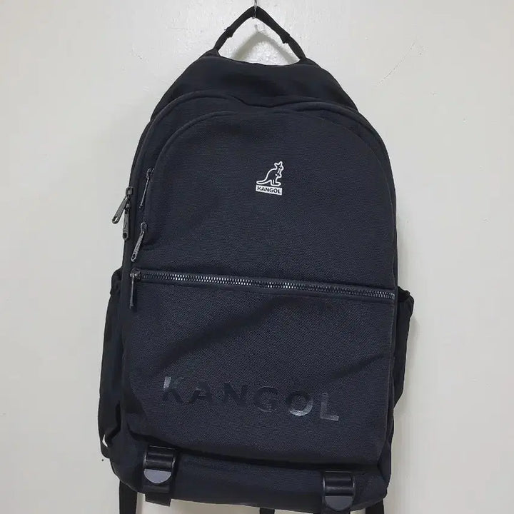 [BUNJANG] Kangol Black Backpack Bag / 캉골 블랙 백팩 가방.260508