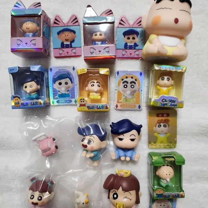 [BUNJANG] Crayon Shin-chan Baby Figure Set (11 Types) / 짱구는 못말려 아기 피규어11종