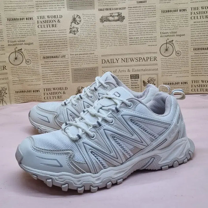 [BUNJANG] Fila Trail Demon Sneakers 240 / 휠라 트레일데몬  운동화 240