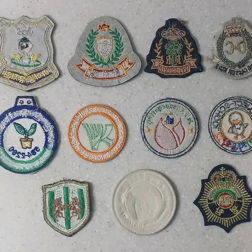 [BUNJANG] Vintage Kindergarten Emblem Patch Collection (11 Pieces) / 근대사 빈티지 수집품 유치원 와펜 패치 모음 11P