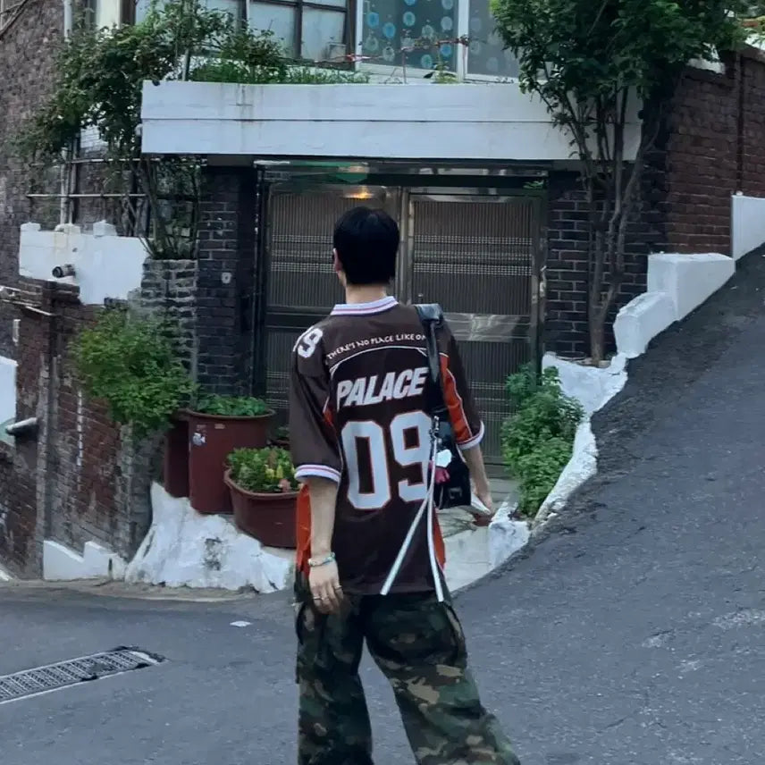 [BUNJANG] Palace Jersey Short Sleeve Brown / 팔라스 저지 반팔 브라운