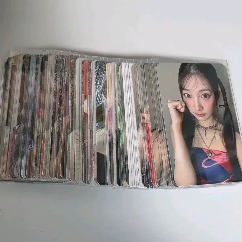 [BUNJANG] WE:THE:1ST PHOTOBOOK Photocard Bundle Set / 우아 앨범 포토카드