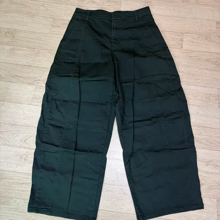 [BUNJANG] Uniqlo C Cotton Curve Ankle Pants Dark Green / (M) 유니클로 C 코튼커브앵클 팬츠 다크그린
