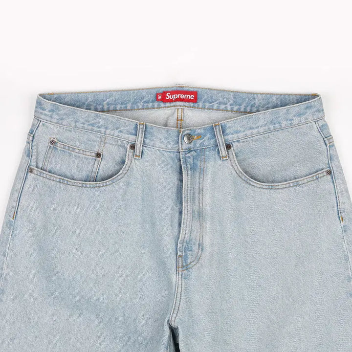 [SOLD OUT] [36] 슈프림 배기 데님 쇼츠 라이트 워시드 인디고 - 25SS