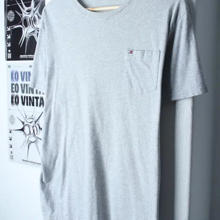 [BUNJANG] Tommy Hilfiger Short Sleeve T-Shirt Pocket Grey / (M-L) 타미힐피거 반팔 티셔츠 사용감 포켓 그레이-7592