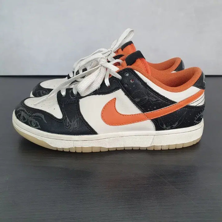 [BUNJANG] Nike Dunk Low Premium Halloween / 나이키 덩크 로우 프리미엄 할로윈 (235)