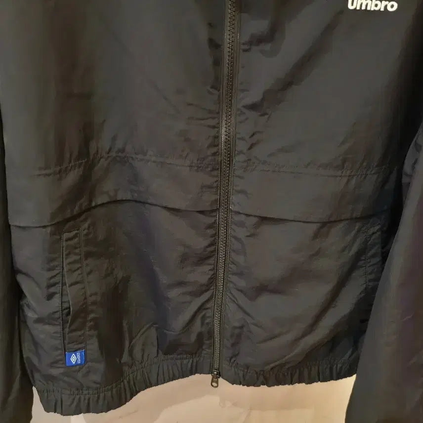 [SOLD OUT] 여성)엄브로 클래식 바람막이점퍼(90)