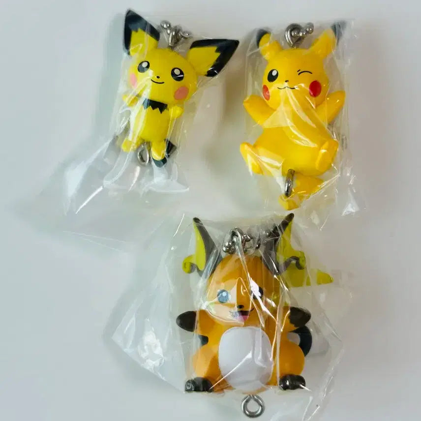 [BUNJANG] Pokemon Pichu Pikachu Raichu Ball Chain Gacha Set / 포켓몬스터 포켓몬 피츄 피카츄 라이츄 대롱 가챠 14탄 볼체인